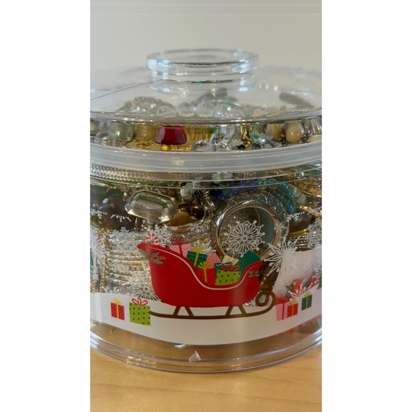 Jewelry - Keep the Christmas Sparkles Sparkling with this themed Mystery Jewelry tub.